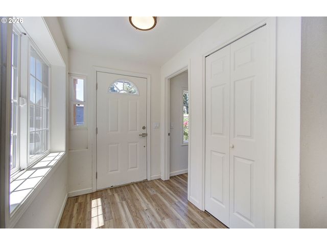 3209 BRIDGE St, Vancouver, WA 98661