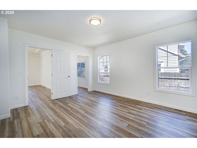 3209 BRIDGE St, Vancouver, WA 98661