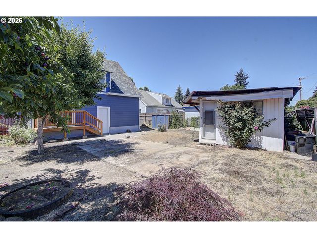 3209 BRIDGE St, Vancouver, WA 98661