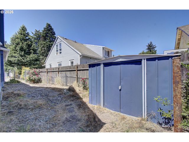 3209 BRIDGE St, Vancouver, WA 98661