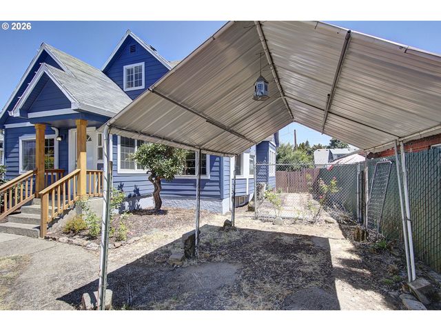 3209 BRIDGE St, Vancouver, WA 98661