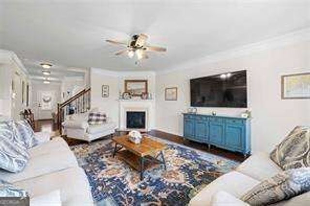 496 Spring View Drive, Woodstock, GA 30188