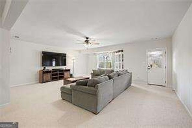496 Spring View Drive, Woodstock, GA 30188