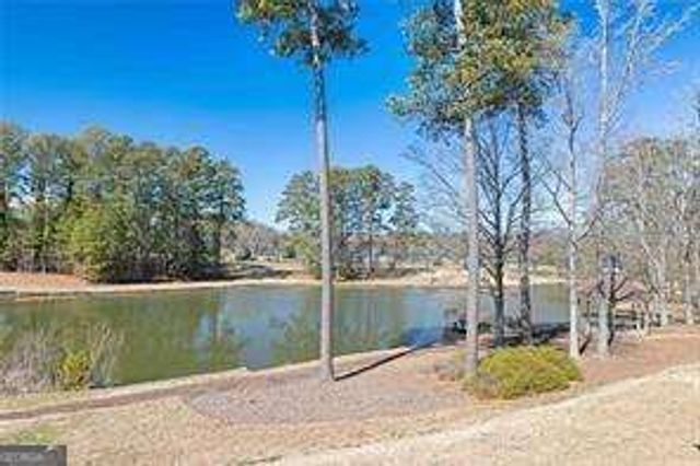496 Spring View Drive, Woodstock, GA 30188