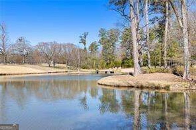 496 Spring View Drive, Woodstock, GA 30188