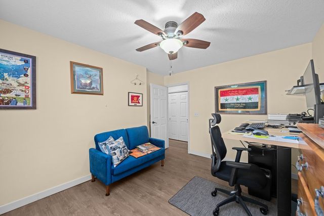 315 E Lotte Street, Blue Grass, IA 52726