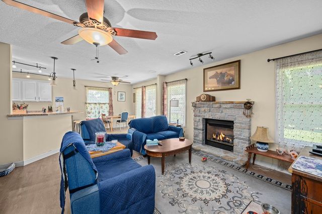 315 E Lotte Street, Blue Grass, IA 52726