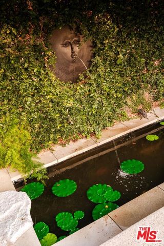 18875 Pasadero Drive, Tarzana, CA 91356