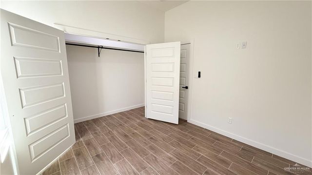 5909 N Playa Del Sol Street, Edinburg, TX 78542