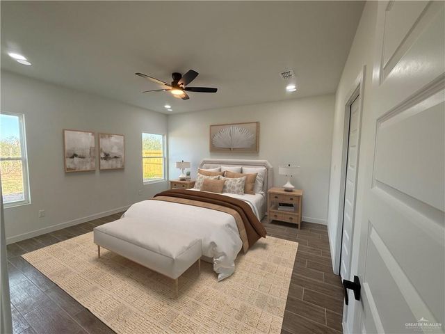 5909 N Playa Del Sol Street, Edinburg, TX 78542