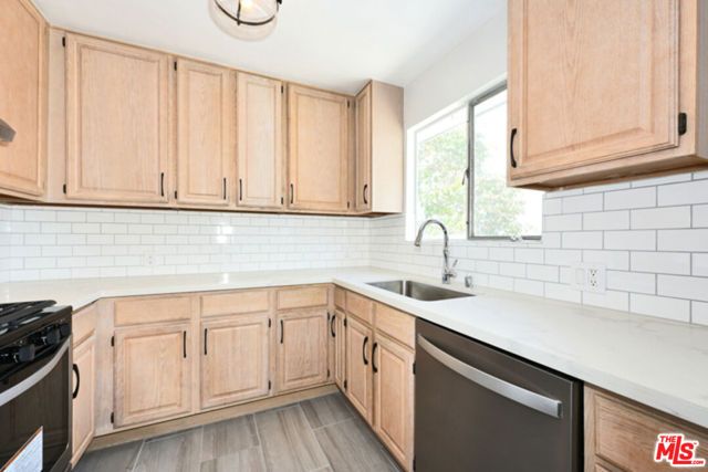 2427 Centinela Avenue G, Santa Monica, CA 90405