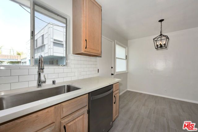 2427 Centinela Avenue G, Santa Monica, CA 90405