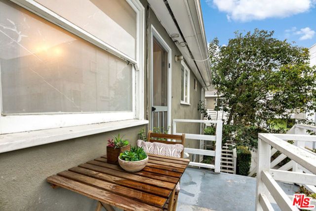 2427 Centinela Avenue G, Santa Monica, CA 90405