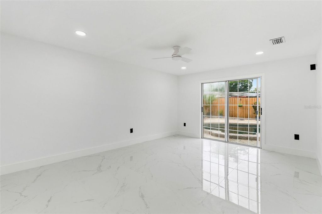 Image 17 of property listing at 5308 BLACK PINE DRIVE, Tampa, FL 33624
