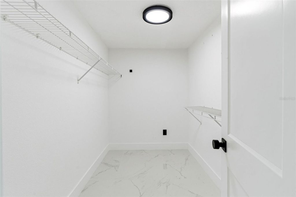 Image 20 of property listing at 5308 BLACK PINE DRIVE, Tampa, FL 33624