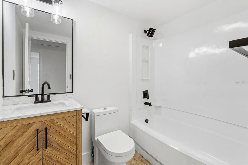 Image 26 of property listing at 5308 BLACK PINE DRIVE, Tampa, FL 33624
