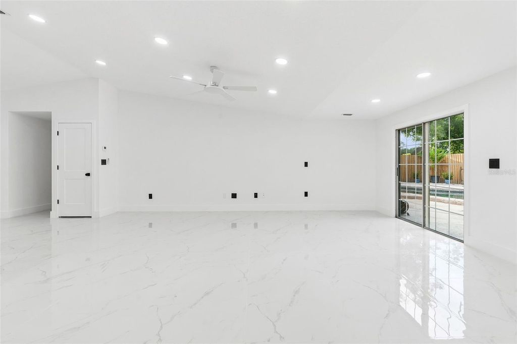 Image 8 of property listing at 5308 BLACK PINE DRIVE, Tampa, FL 33624