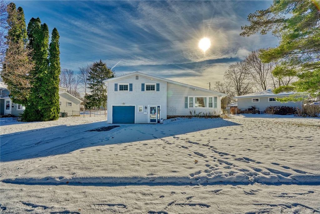 791 Rumson Road, Greece, NY 14616