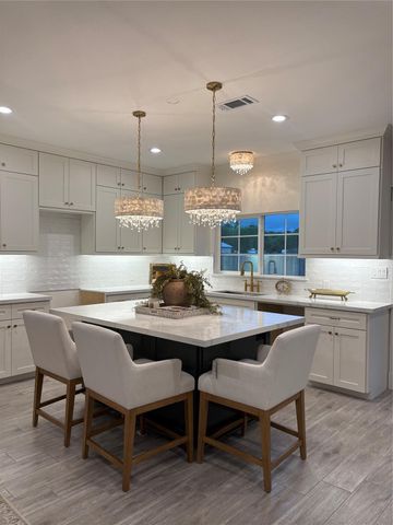 407 Harris Road, Highlands, TX 77562