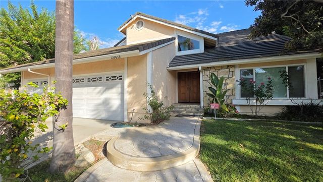 20418 E Peach Blossom, Walnut, CA 91789