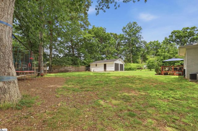 23 Blue Mountain Drive, Greenville, SC 29617