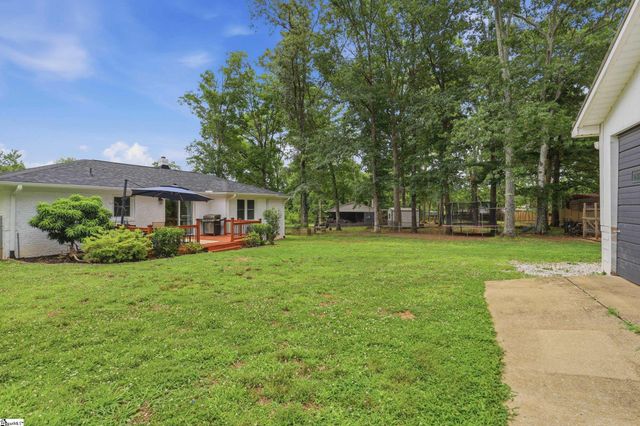 23 Blue Mountain Drive, Greenville, SC 29617