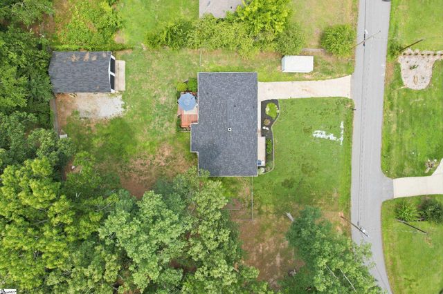 23 Blue Mountain Drive, Greenville, SC 29617