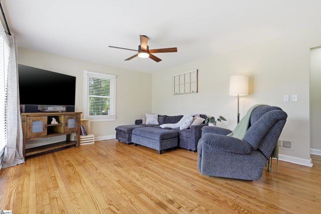 23 Blue Mountain Drive, Greenville, SC 29617
