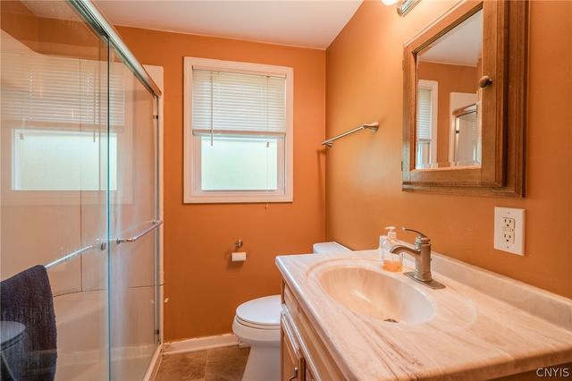 105 Ashford Court, Salina, NY 13211