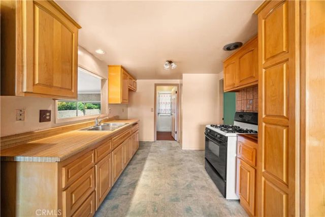 520 Lyford Drive, La Verne, CA 91750