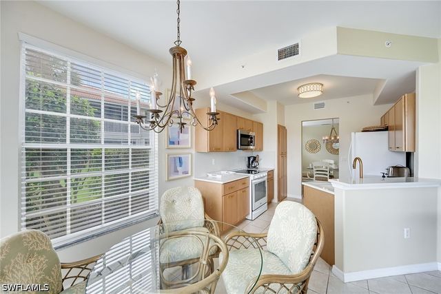 2230 Arielle DR 1902, Naples, FL 34109