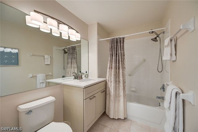 2230 Arielle DR 1902, Naples, FL 34109