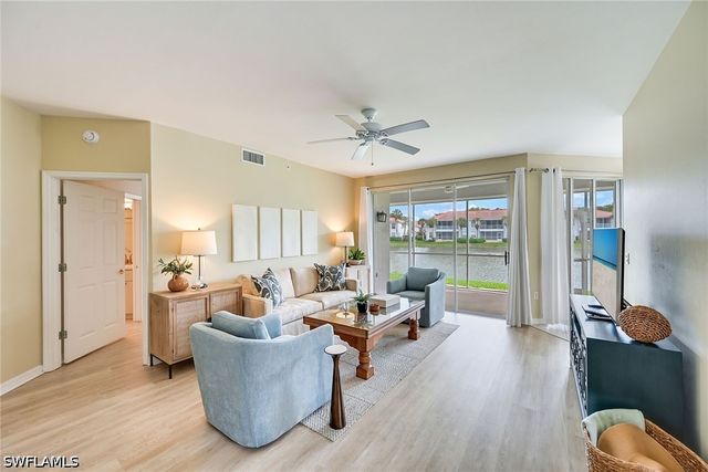 2230 Arielle DR 1902, Naples, FL 34109