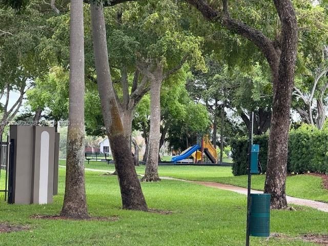 2856 Cambridge Ln 2856, Cooper City, FL 33026