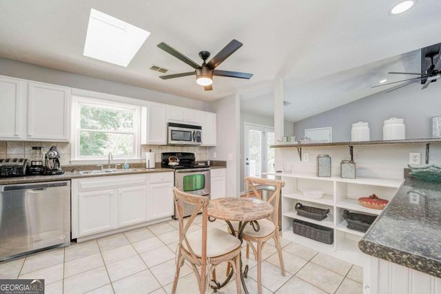 41 Summit Ridge Drive SE, Cartersville, GA 30120