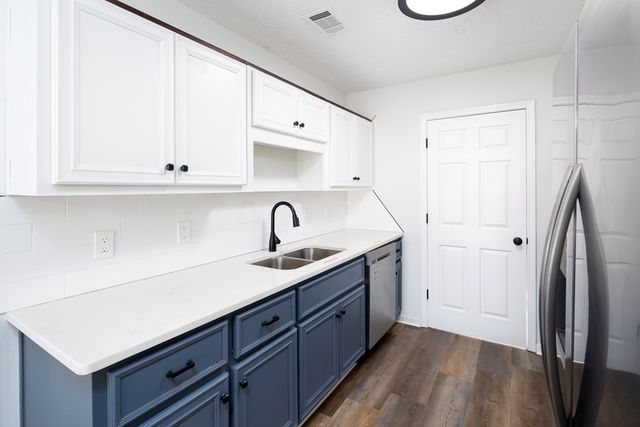 165 Lee Road 2148, Smiths Station, AL 36877