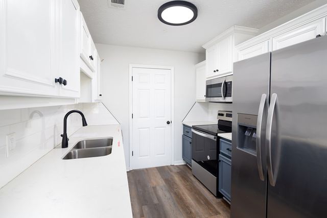 165 Lee Road 2148, Smiths Station, AL 36877