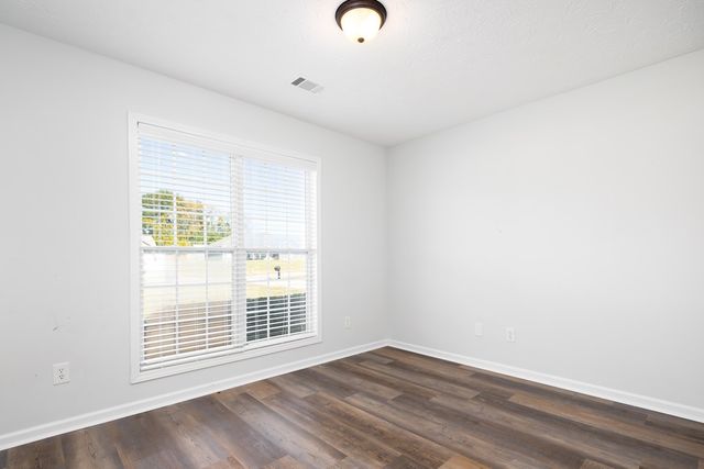 165 Lee Road 2148, Smiths Station, AL 36877