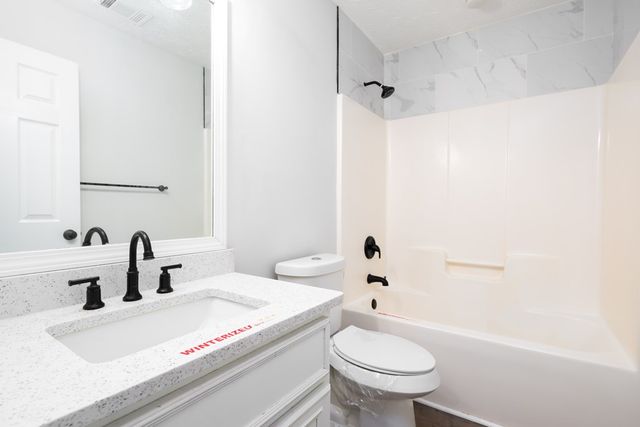 165 Lee Road 2148, Smiths Station, AL 36877