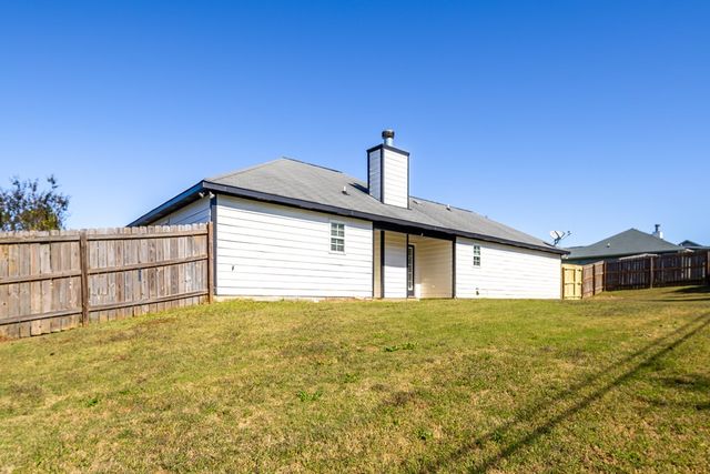 165 Lee Road 2148, Smiths Station, AL 36877