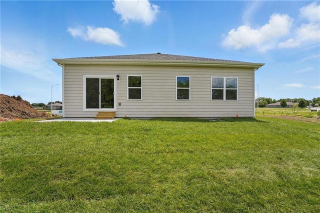 710 Fallen Leaf Drive, Belton, MO 64012