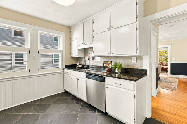 19 Dartmouth Street 19, Arlington, MA 02474