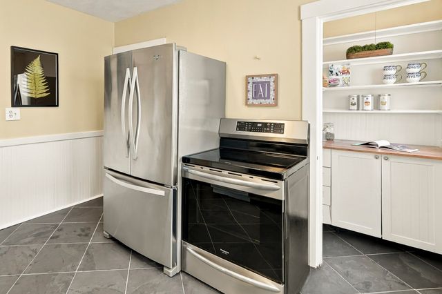 19 Dartmouth Street 19, Arlington, MA 02474