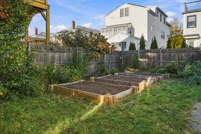19 Dartmouth Street 19, Arlington, MA 02474