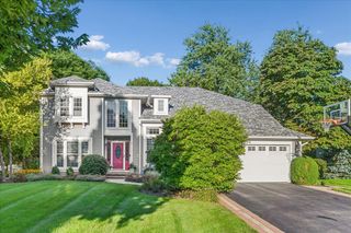 149 Napier Court, Vernon Hills, IL 60061