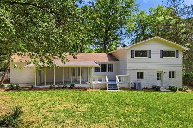 2131 Rolling Acres Drive SW, Conyers, GA 30094