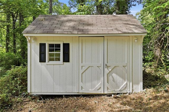 2131 Rolling Acres Drive SW, Conyers, GA 30094