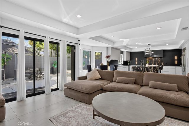 13964 Morrison Street, Sherman Oaks, CA 91423