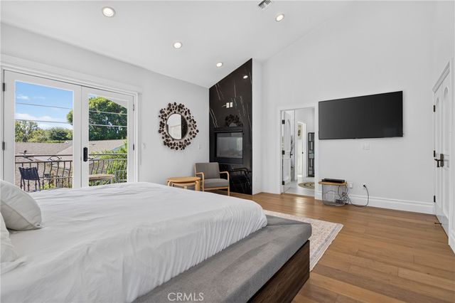 13964 Morrison Street, Sherman Oaks, CA 91423