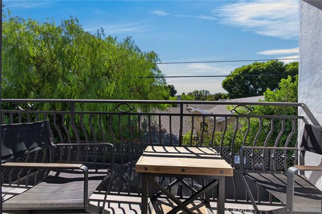 13964 Morrison Street, Sherman Oaks, CA 91423